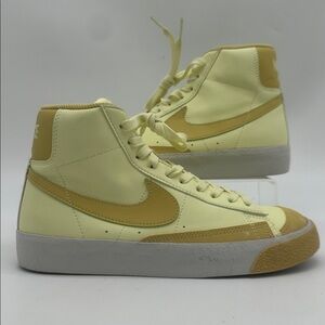 Nike Blazer Mid "77 SE Citron Big Kids Shoes Sneakers Size 5Y Style DM1000-800
